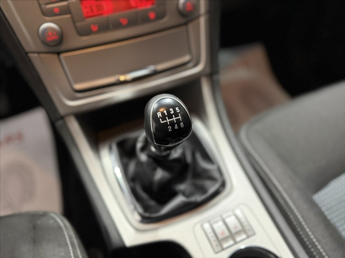 Ford Mondeo Kombi 2,0 l 85 kw