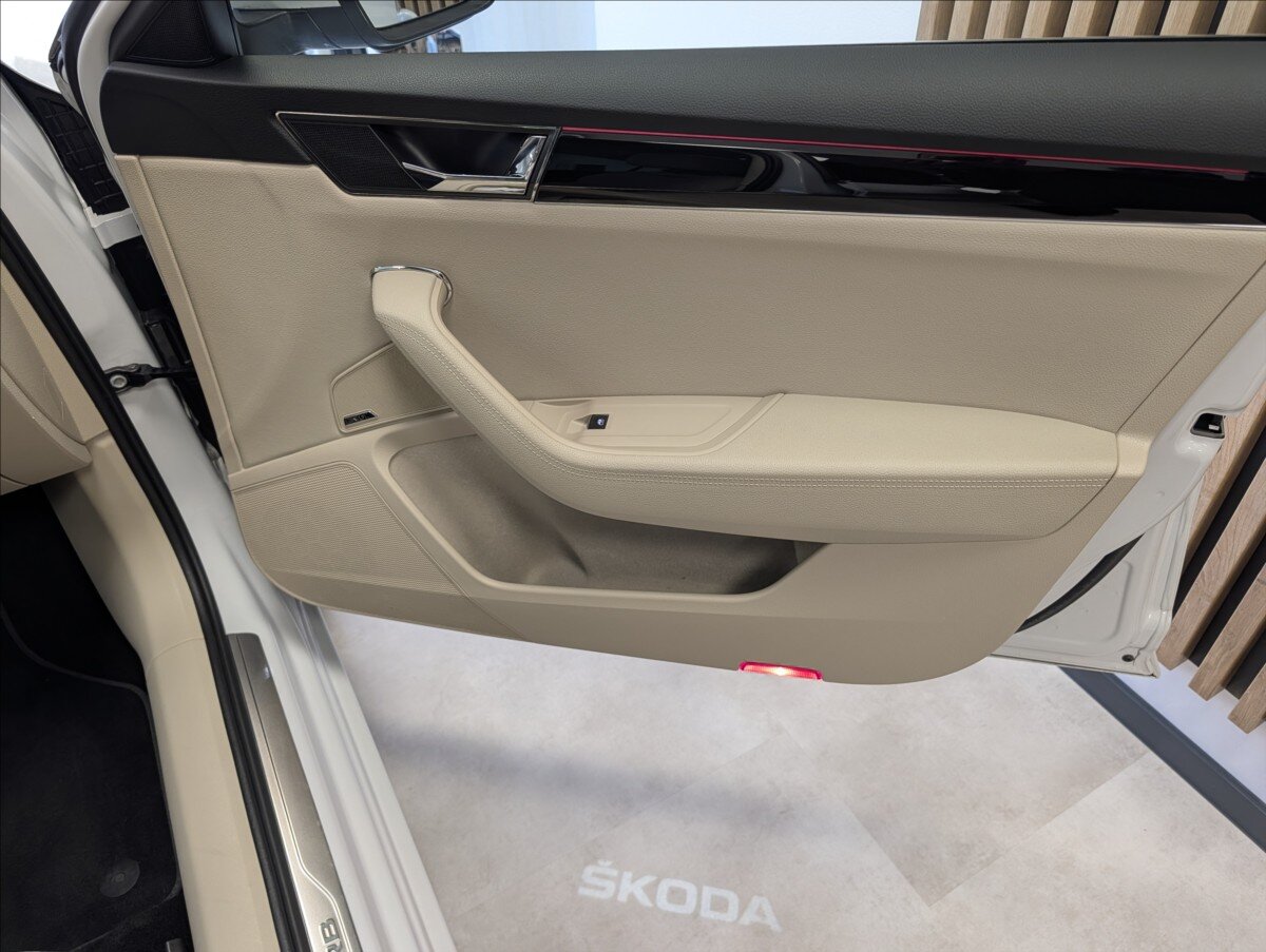 Škoda Superb Liftback 1,4 l 115 kw