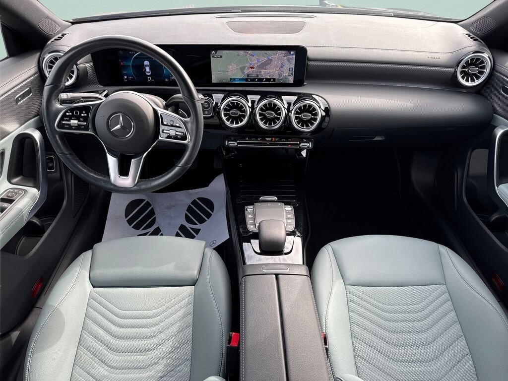 Mercedes-Benz CLA Sedan / Limuzína 1,3 l 100 kw