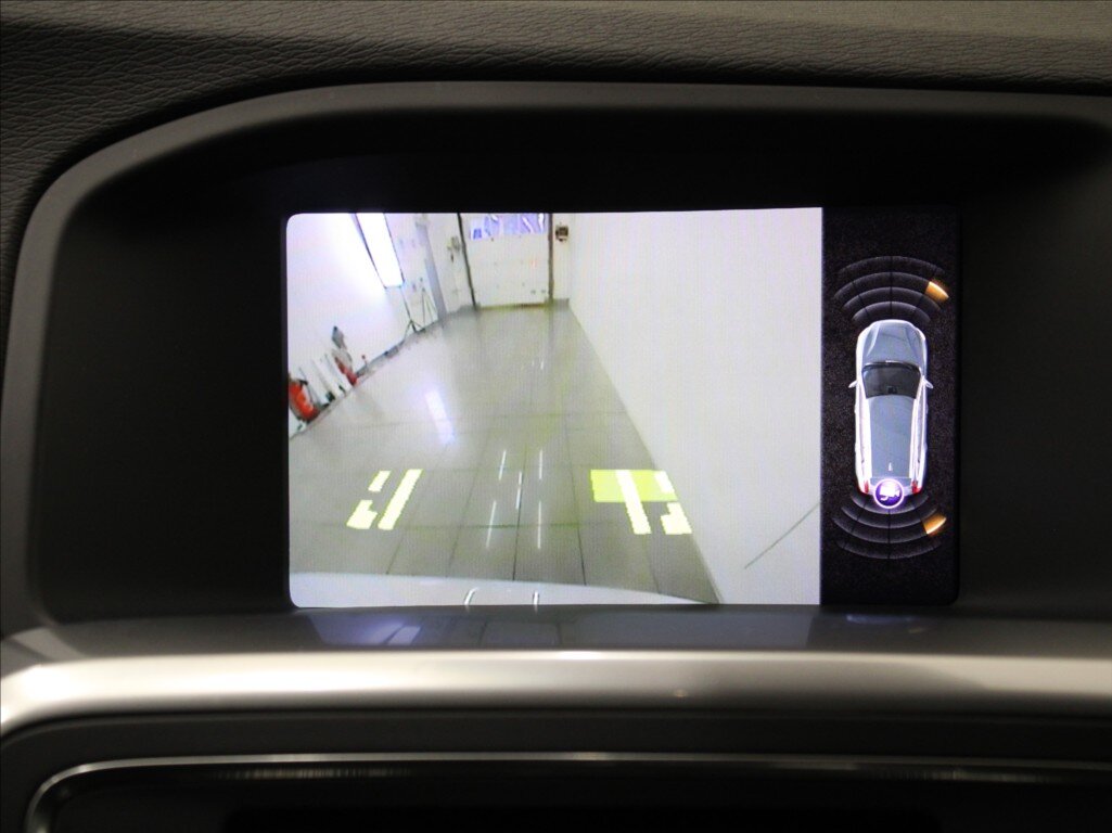 Volvo V60 Kombi 2,0 l 270 kw