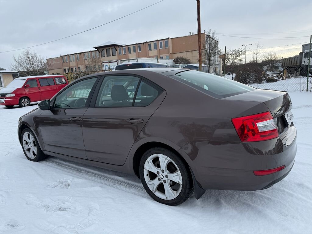 Škoda Octavia Sedan 1,6 l 77 kw