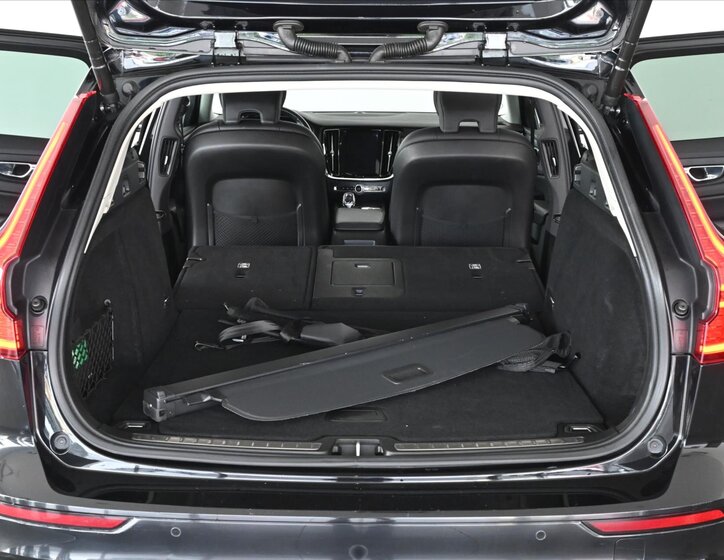 Volvo V60 7