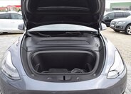 Tesla Model Y SUV / Terénní 0,0 378 kw