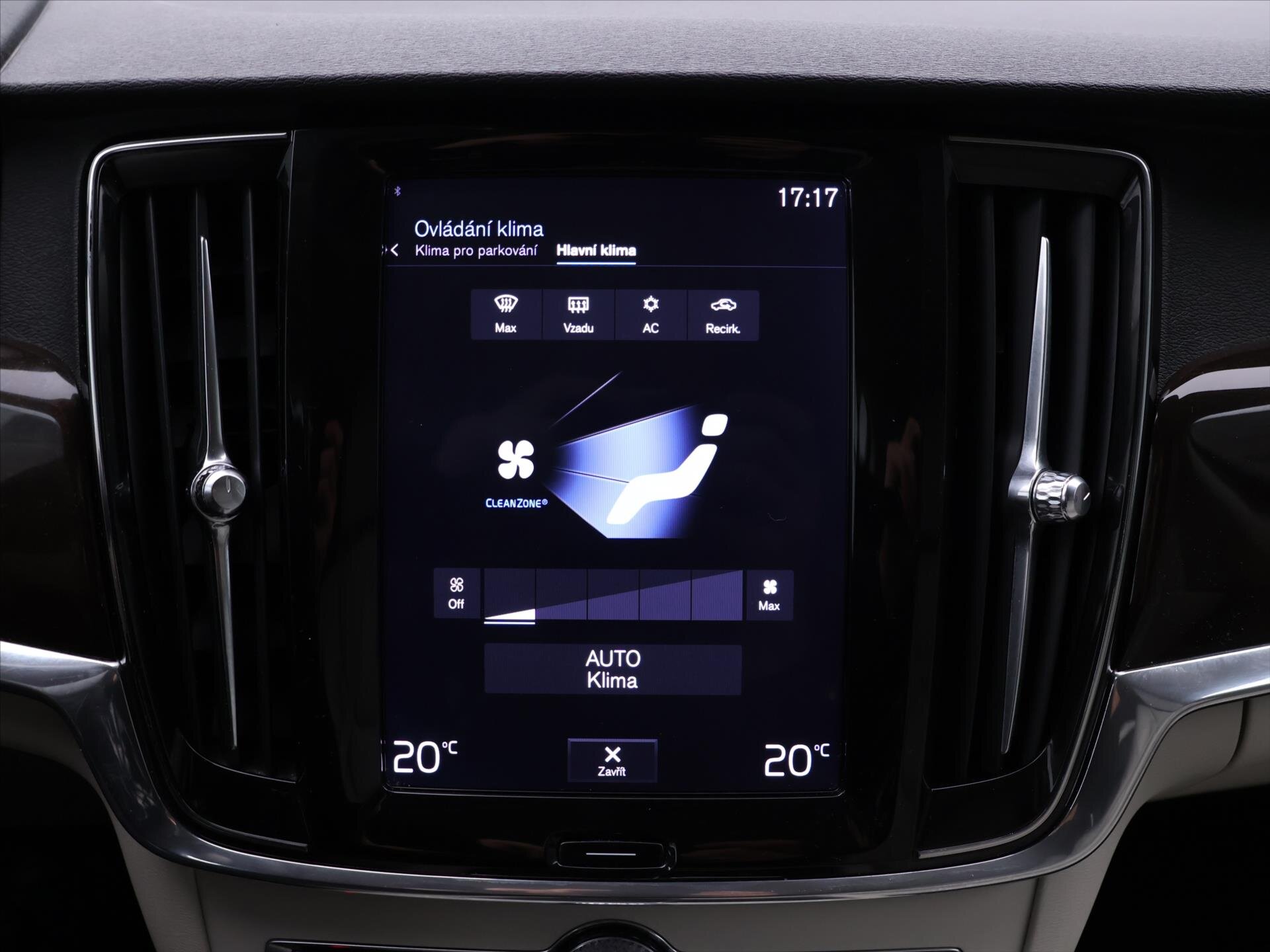 Volvo V90 Kombi 2,0 l 140 kw