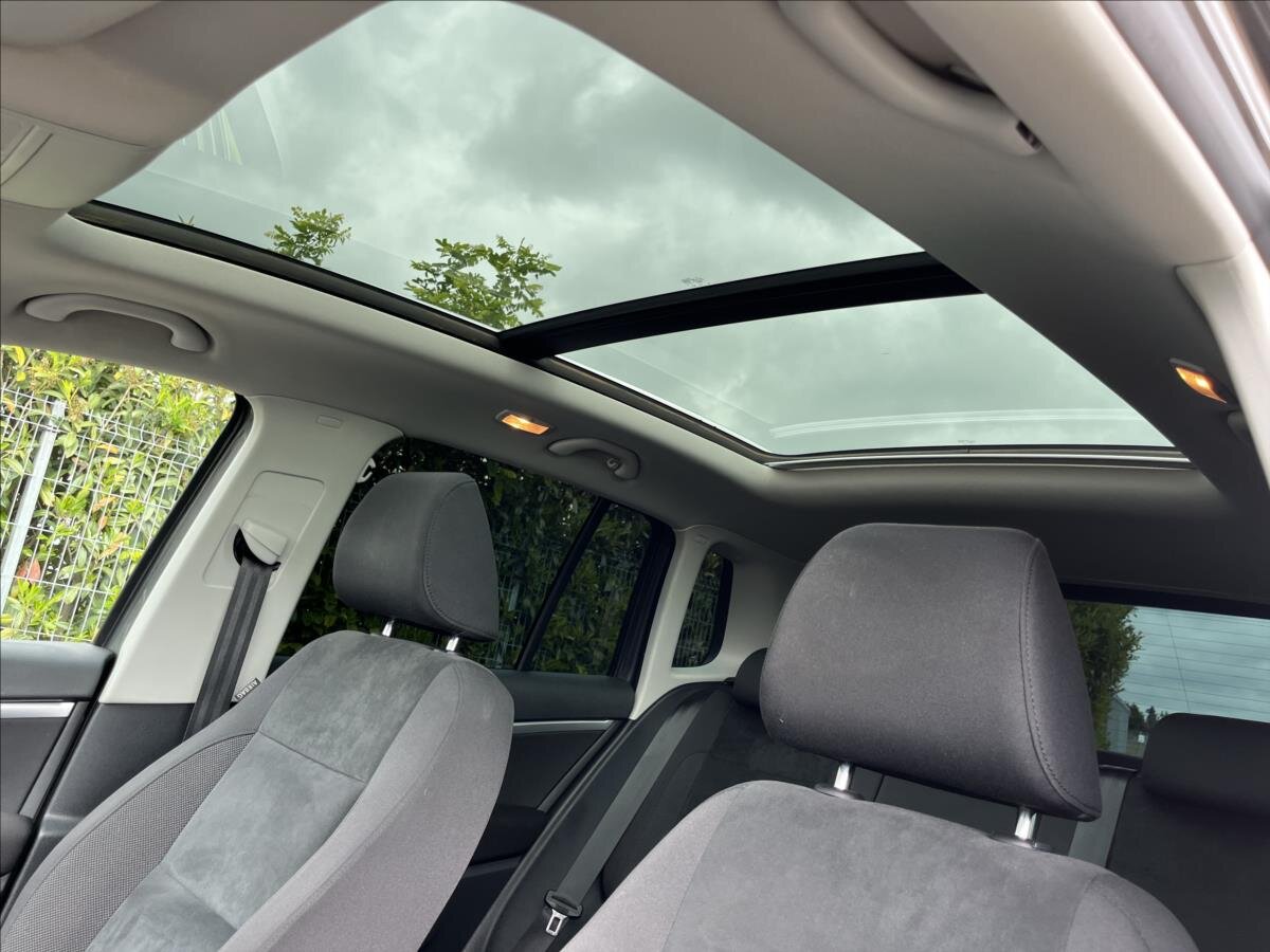 Volkswagen Tiguan SUV 2,0 l 103 kw