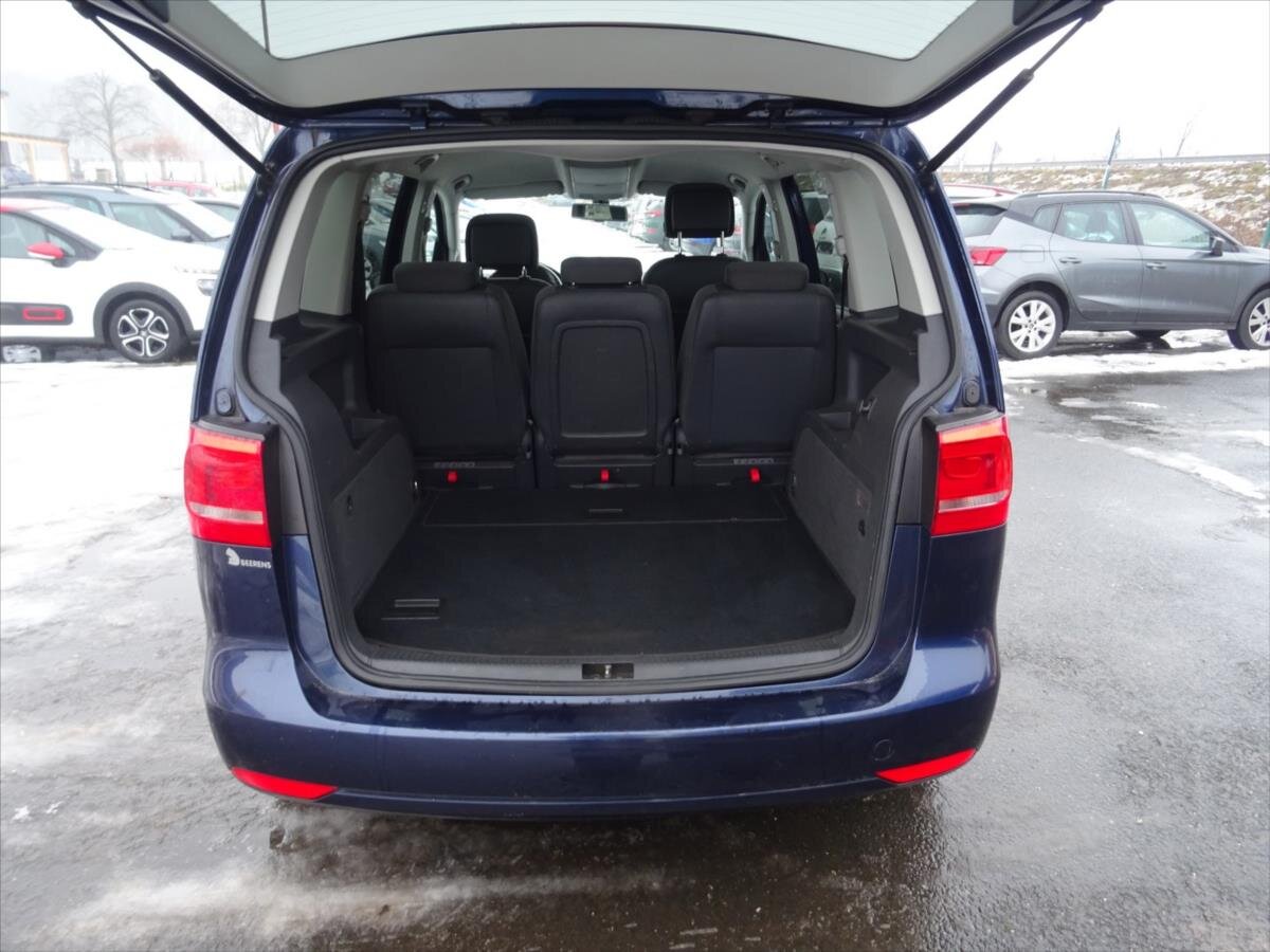Volkswagen Touran MPV 1,2 l 77 kw