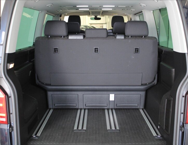 Volkswagen Multivan MPV 2,0 l 146 kw