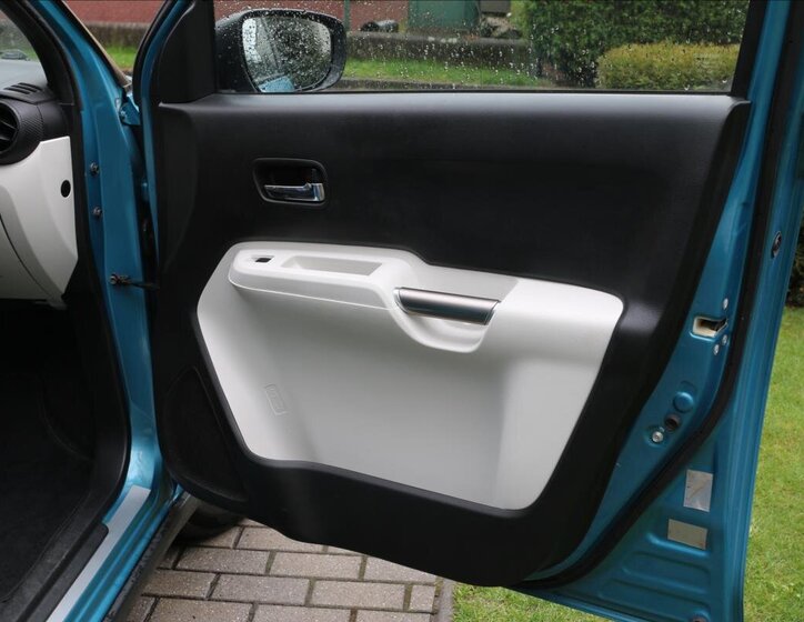 Suzuki Ignis Hatchback 1,2 l 66 kw