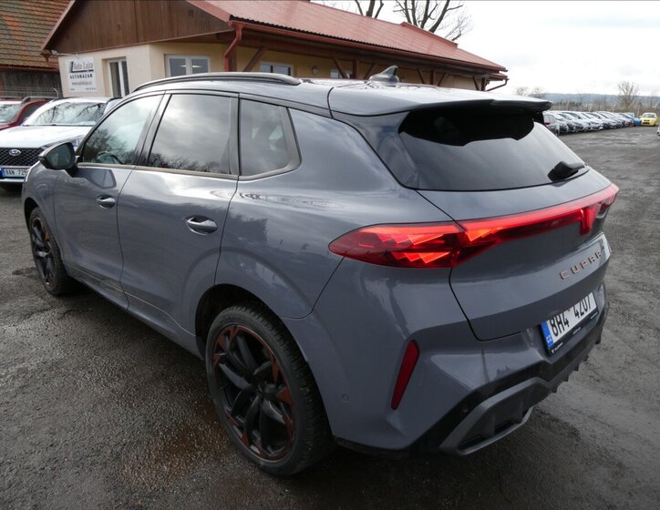 Cupra Terramar SUV / Terénní 2,0 l 195 kw