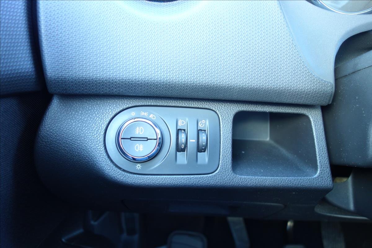 Opel Meriva MPV 1,4 l 74 kw