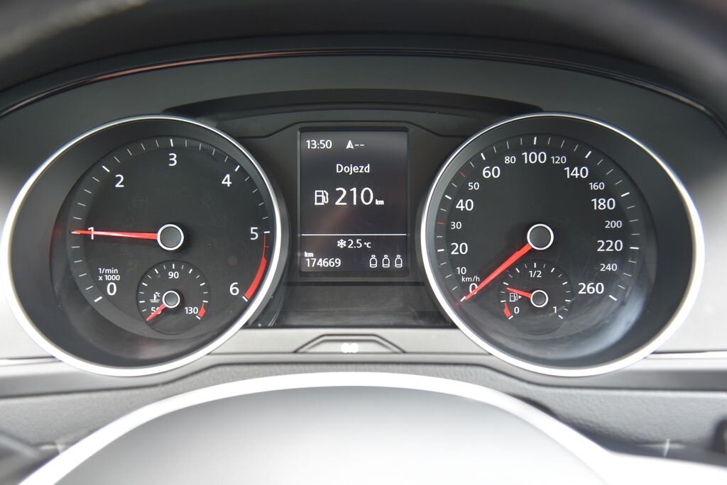 Volkswagen Passat Kombi 2,0 l 110 kw