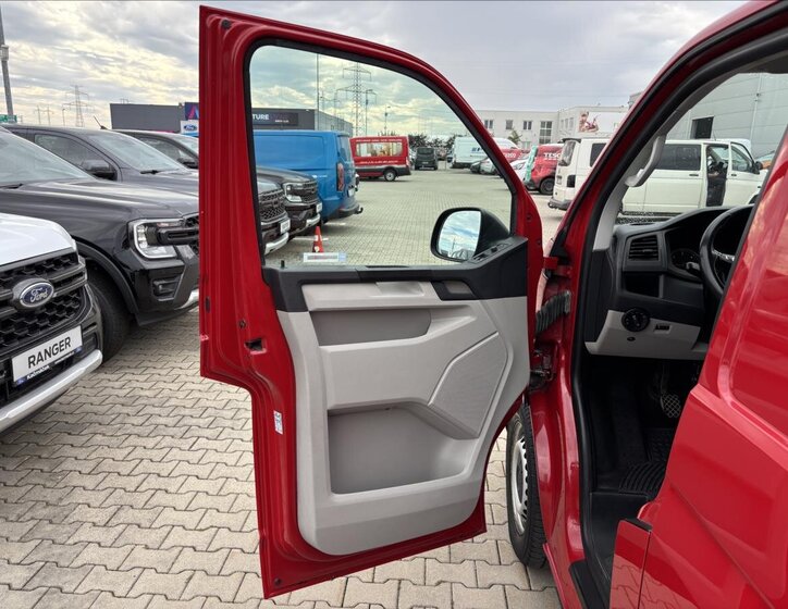 Volkswagen Transporter 13