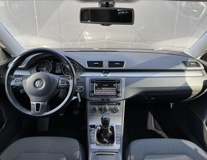 Volkswagen Passat Kombi 2,0 l 103 kw