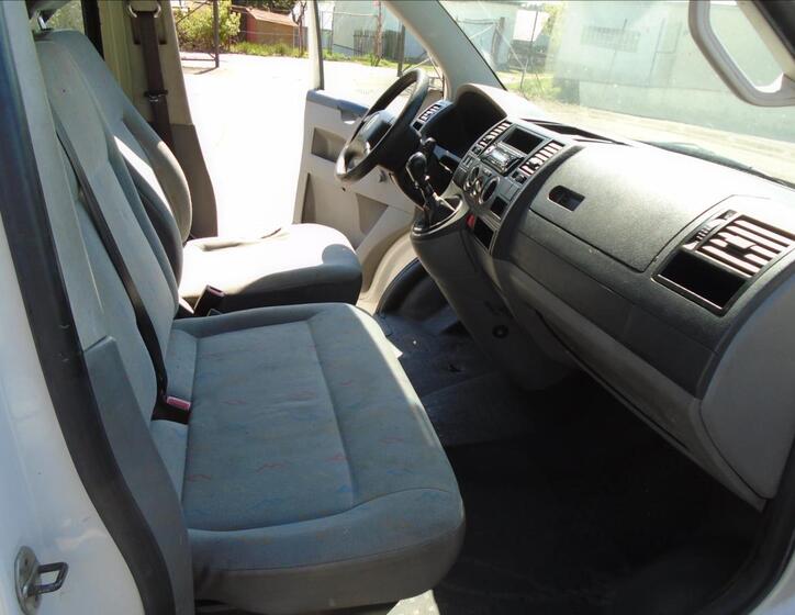 Volkswagen Transporter 17