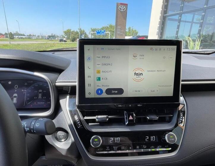 Toyota Corolla Cross 28