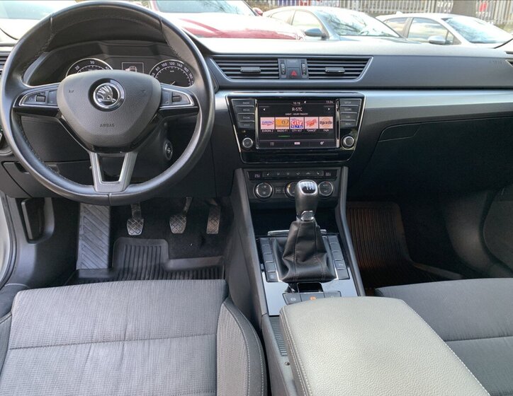 Škoda Superb Kombi 2,0 l 110 kw