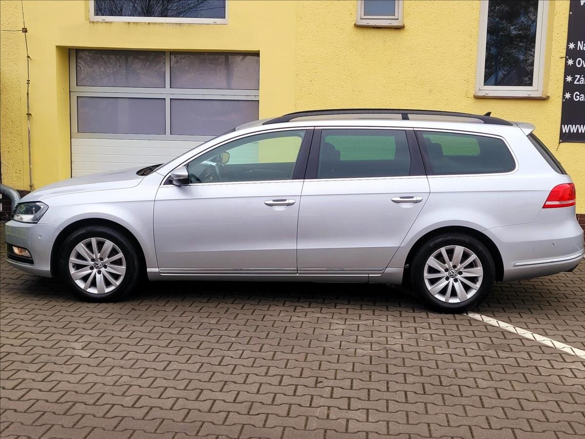 Volkswagen Passat Kombi 1,4 l 90 kw