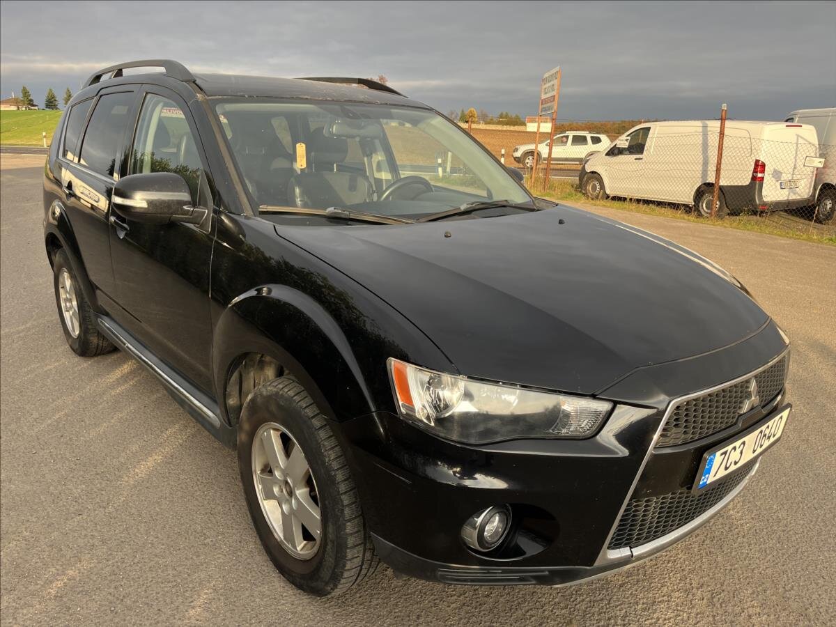Mitsubishi Outlander SUV / Terénní 2,3 l 130 kw