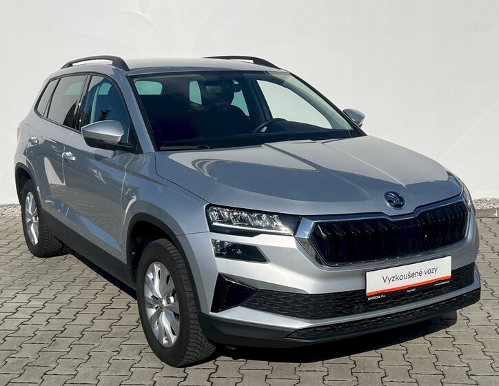 Škoda Karoq SUV / Terénní 1,5 l 110 kw