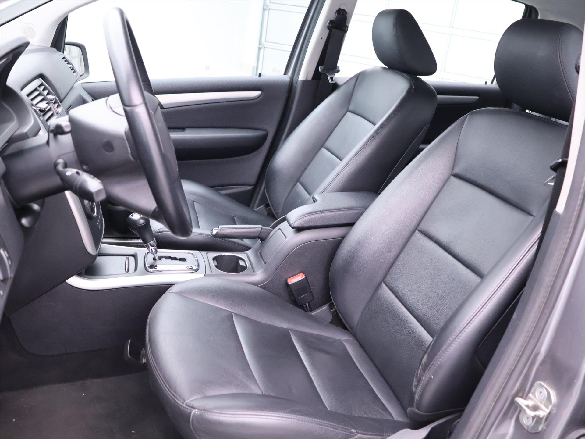 Mercedes-Benz Třídy B Hatchback 2,0 l 80 kw