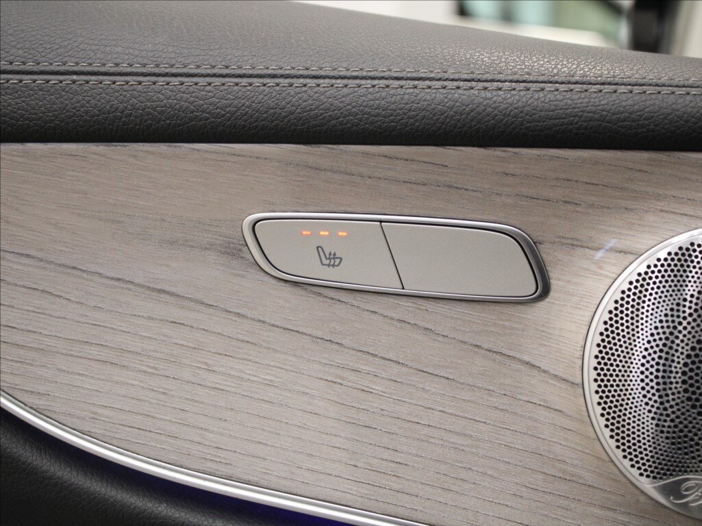 Mercedes-Benz Třídy E Kupé 2,0 l 143 kw