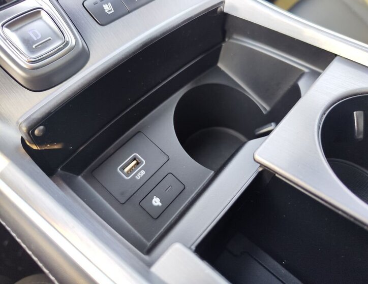 Hyundai Santa Fe SUV / Terénní 2,2 l 142 kw