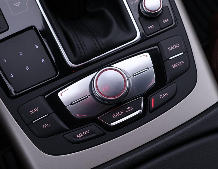 Audi A6 Sedan / Limuzína 3,0 l 235 kw