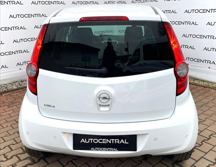 Opel Agila 5