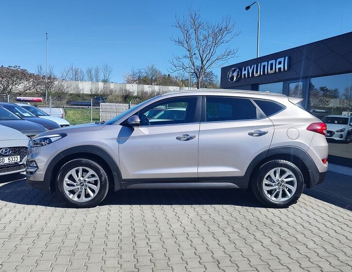 Hyundai Tucson SUV / Terénní 2,0 l 100 kw
