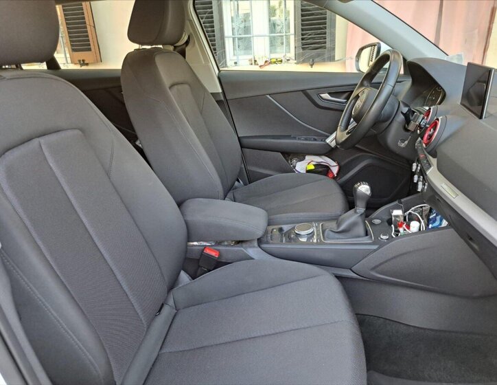 Audi Q2 Kombi 1,5 l 110 kw