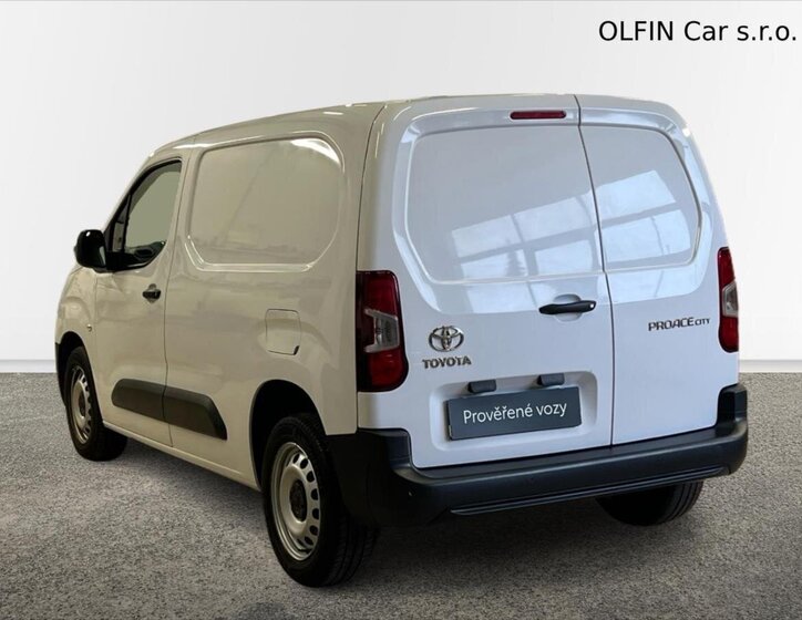 Toyota ProAce Skříň 1,5 l 75 kw