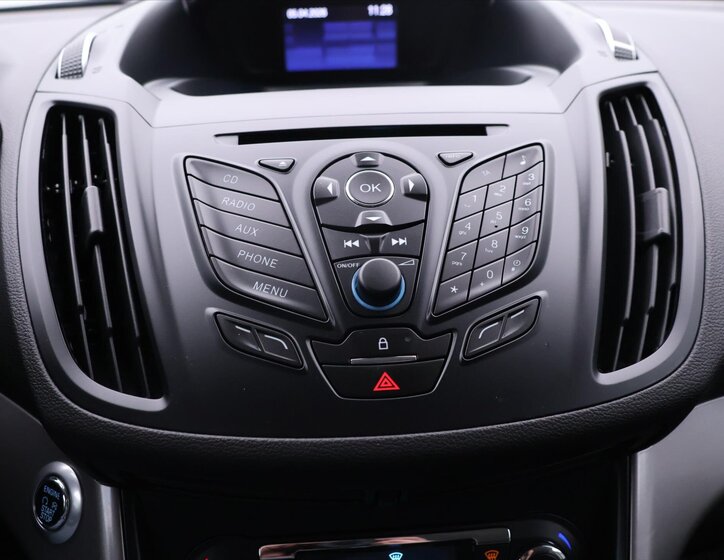 Ford Kuga SUV / Terénní 1,5 l 110 kw