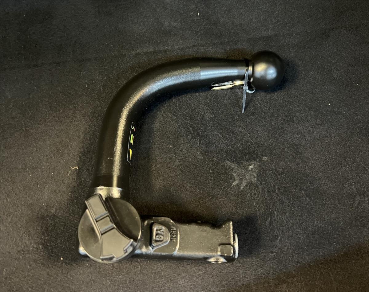 Toyota Corolla Cross SUV 1,8 l 72 kw