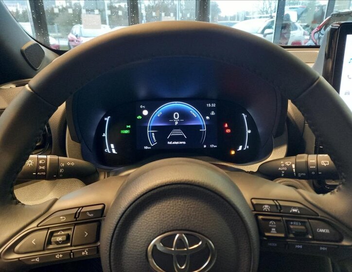 Toyota Yaris Cross Hatchback 1,5 l 85 kw