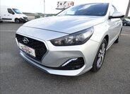 Hyundai i30 Liftback 1,6 l 100 kw