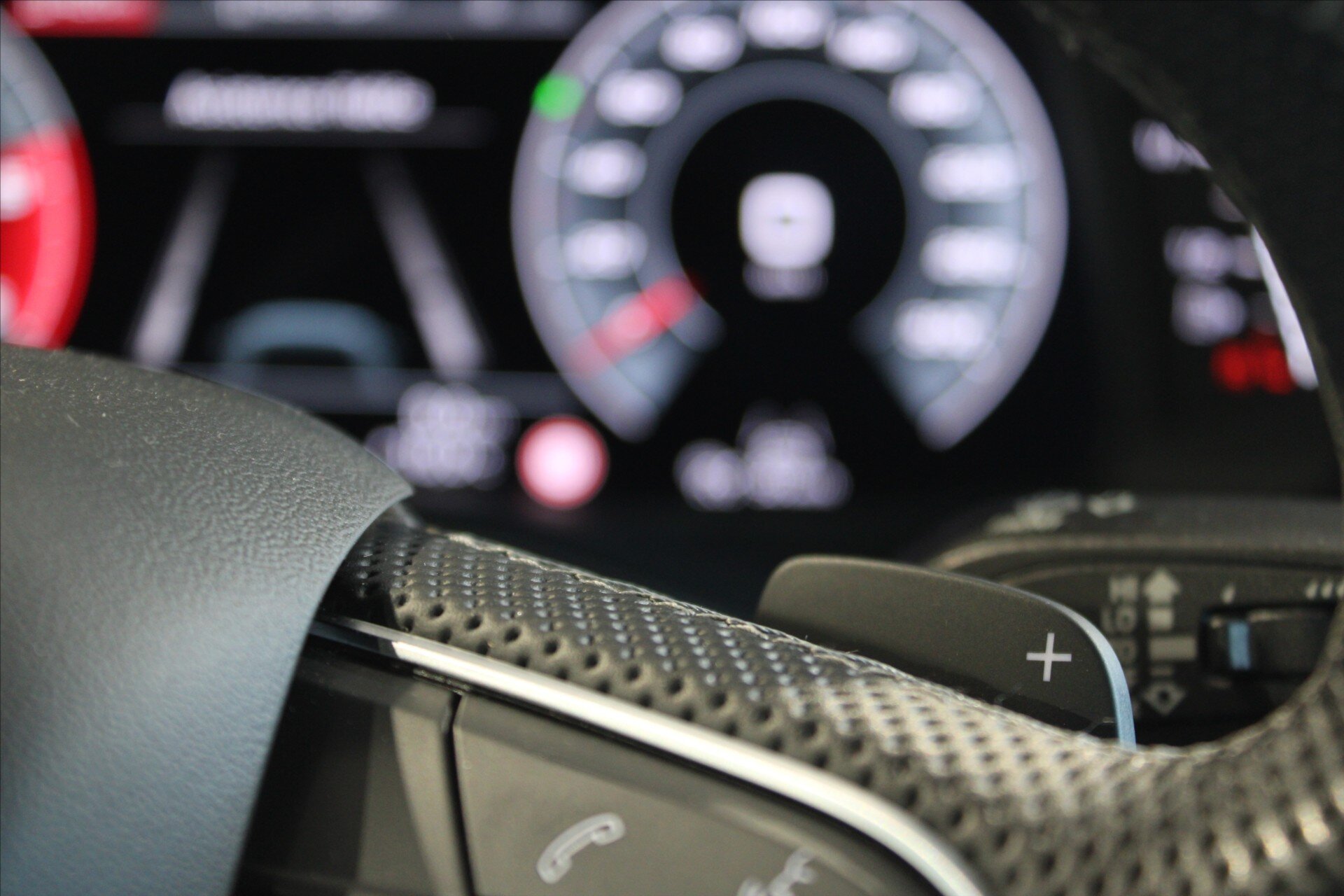 Audi Q8 SUV 3,0 l 210 kw