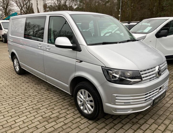 Volkswagen Transporter Kombi 2,0 l 110 kw