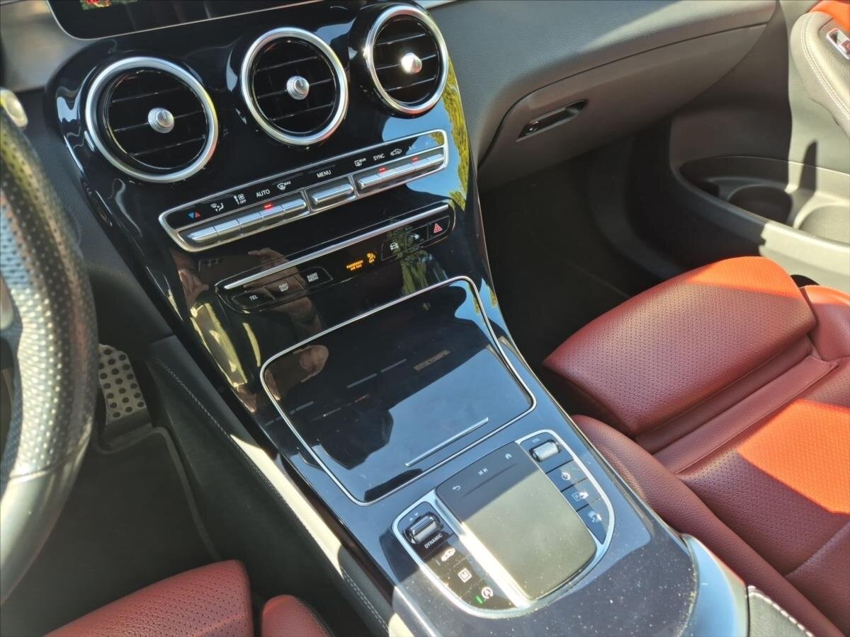 Mercedes-Benz GLC Hatchback 2,0 l 180 kw