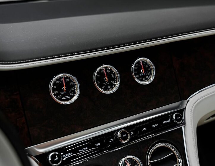 Bentley Continental GTC 14