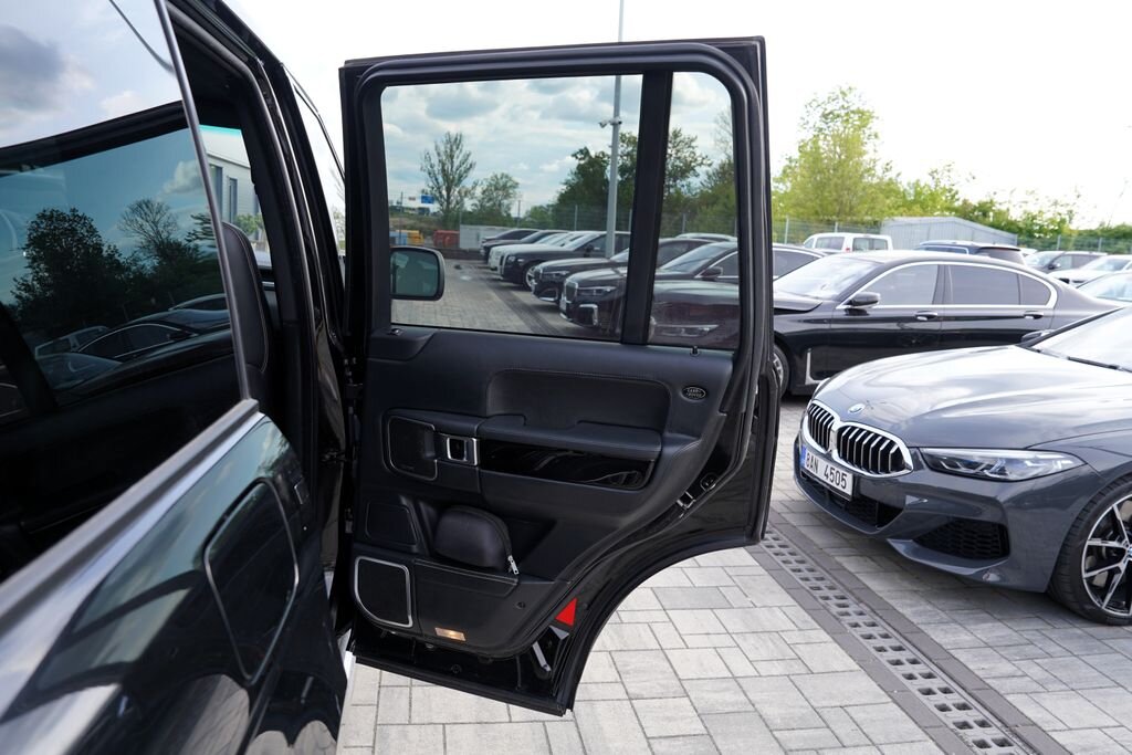 Land Rover Range Rover SUV / Terénní 4,4 l 230 kw