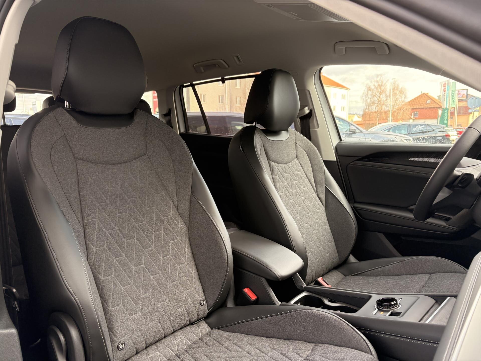 Volkswagen Tayron SUV / Terénní 2,0 l 110 kw