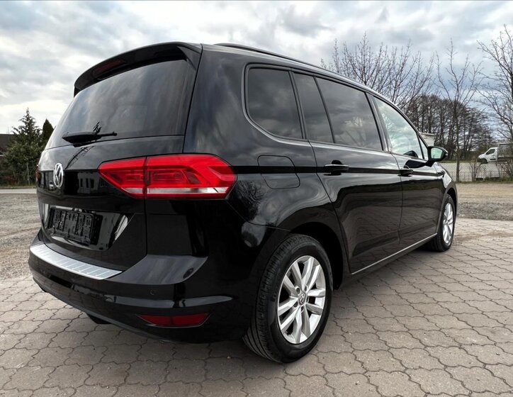 Volkswagen Touran Kombi 1,6 l 85 kw