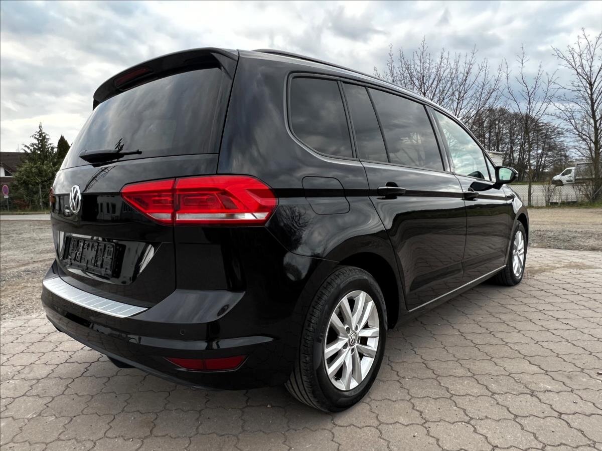 Volkswagen Touran Kombi 1,6 l 85 kw