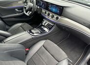 Mercedes-Benz Třídy E 12