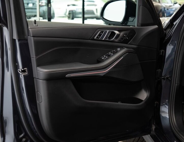 BMW X5 SUV / Terénní 3,0 l 250 kw