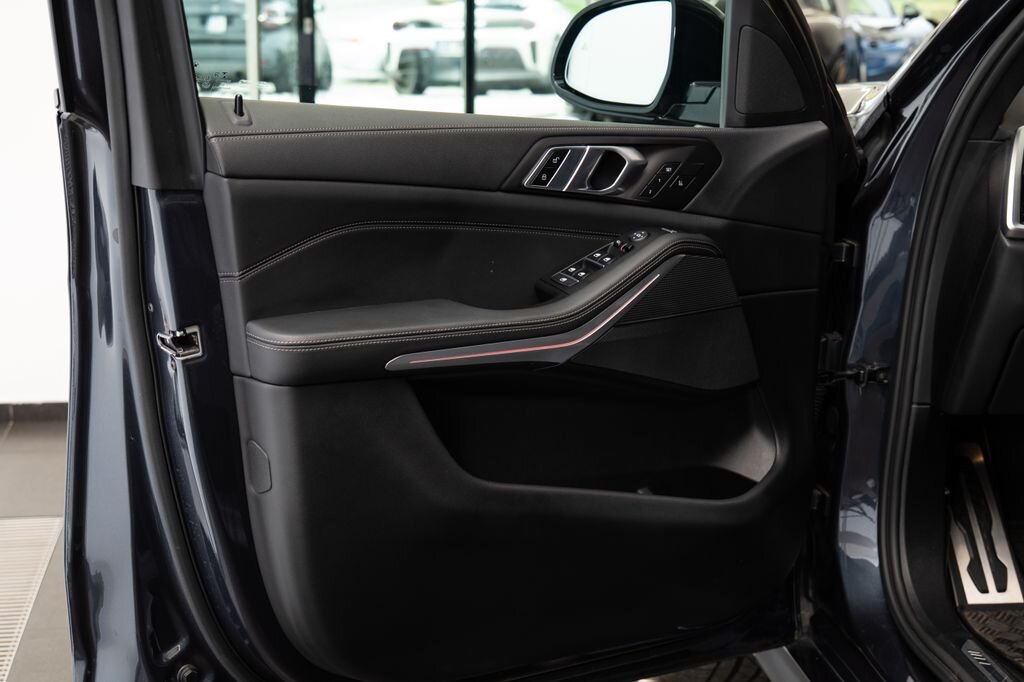 BMW X5 SUV / Terénní 3,0 l 250 kw