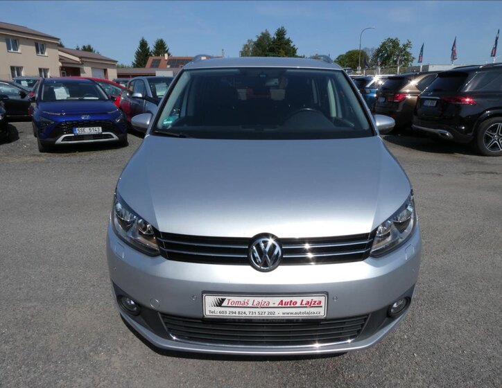 Volkswagen Touran 2