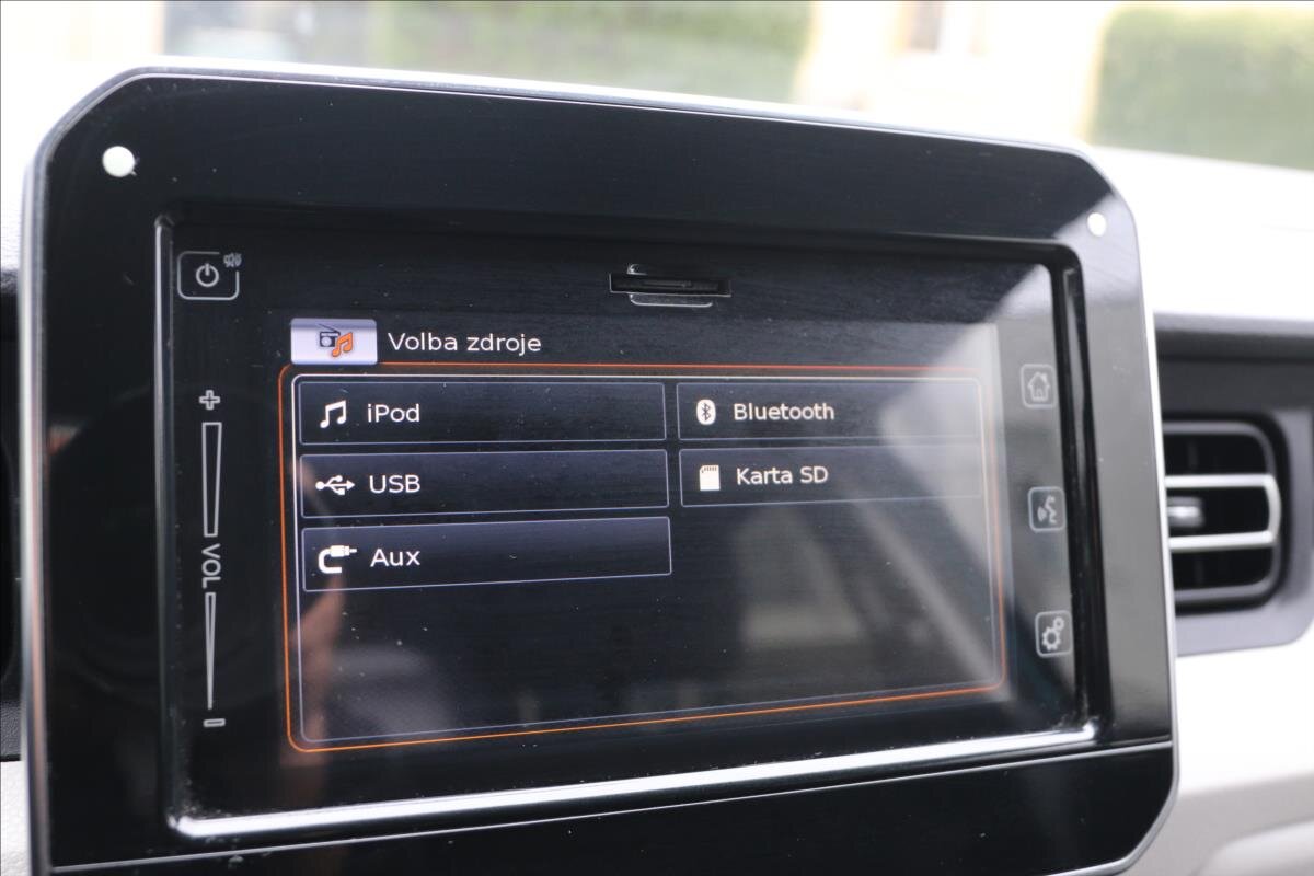 Suzuki Ignis Hatchback 1,2 l 66 kw