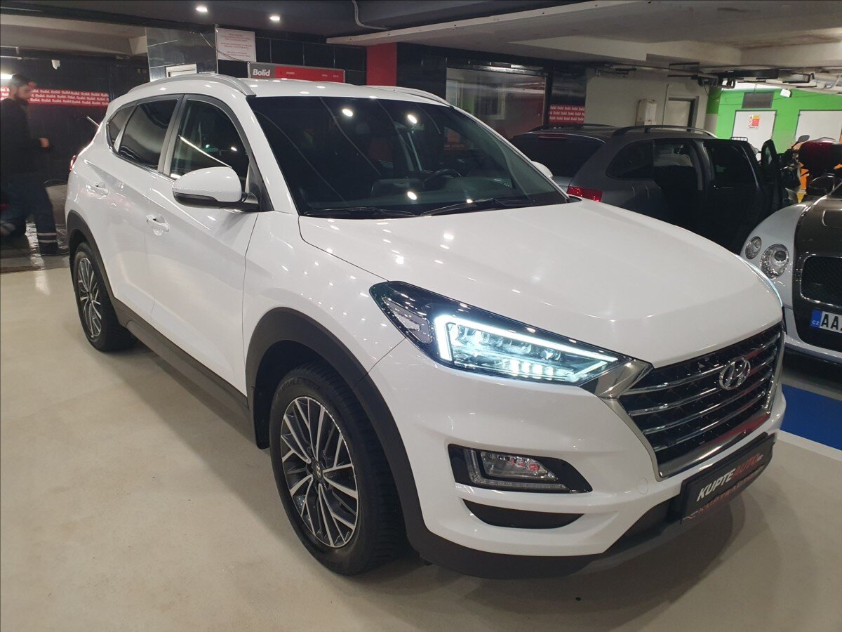 Hyundai Tucson SUV / Terénní 1,6 l 100 kw