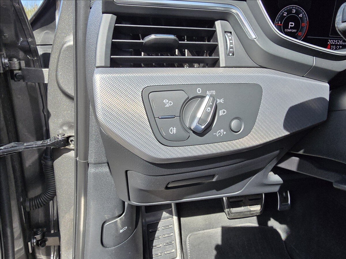 Audi A4 Kombi 2,0 l 140 kw